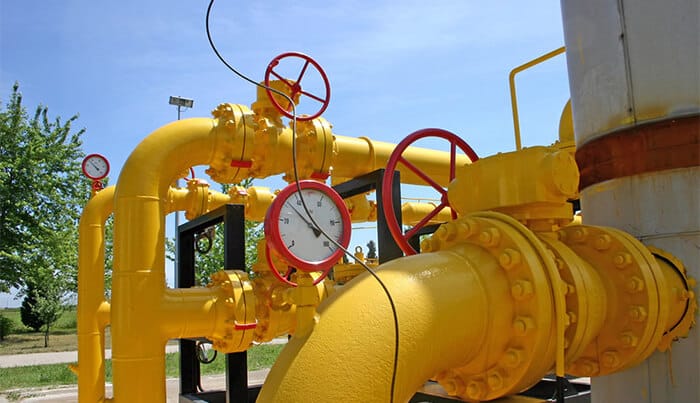 Methanol synthesis from natural gas